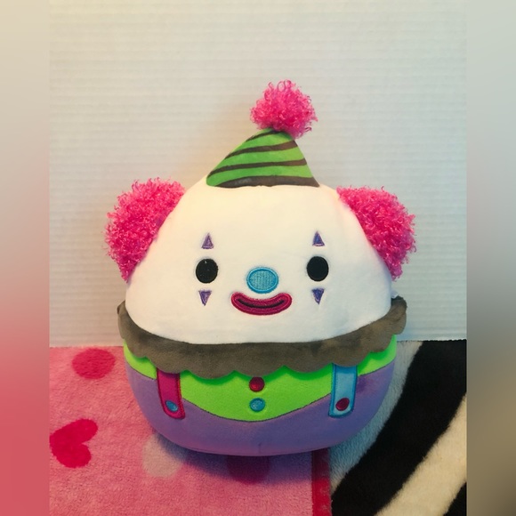 Umberto 8โโ BNWT ๐คก Squishmallow - Picture 4 of 4